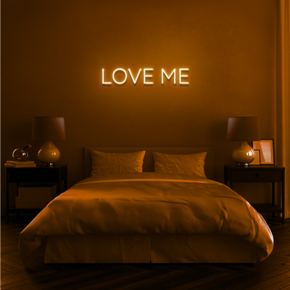 "LOVE ME" - NEONIDAS NEONSCHILD LED-SCHILD
